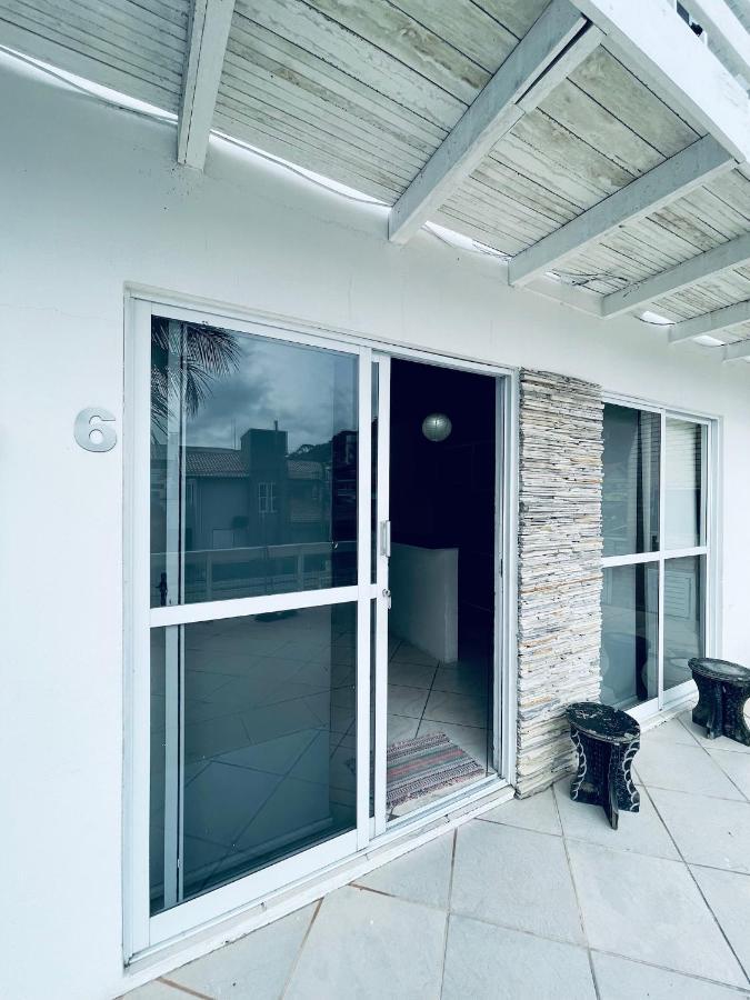 Residencial Morro Macaco Apartamentos Бомбиняс Екстериор снимка