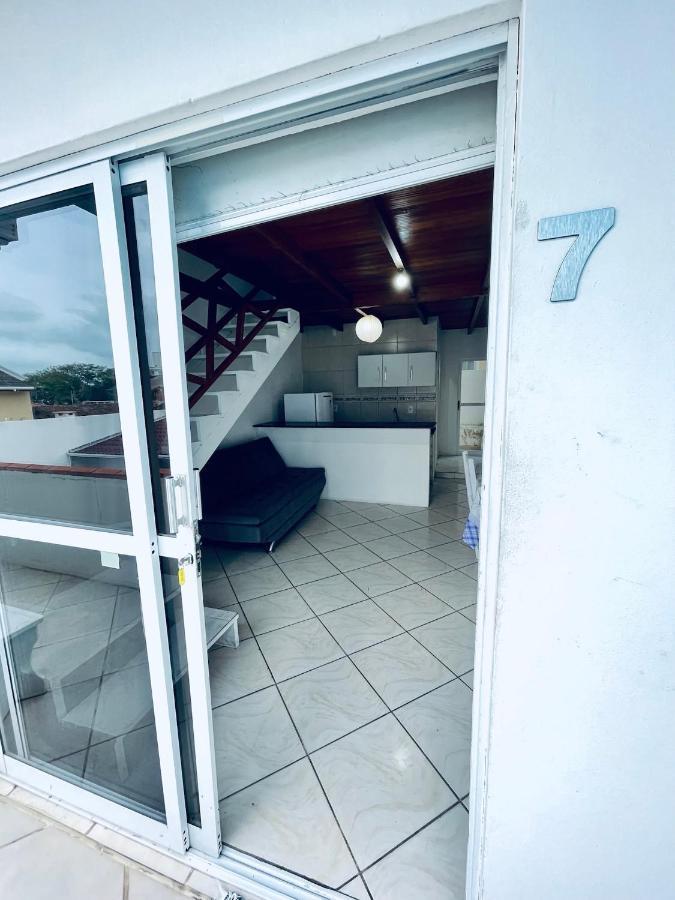 Residencial Morro Macaco Apartamentos Бомбиняс Екстериор снимка