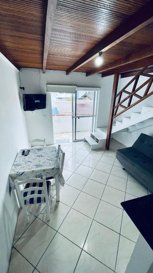 Residencial Morro Macaco Apartamentos Бомбиняс Екстериор снимка